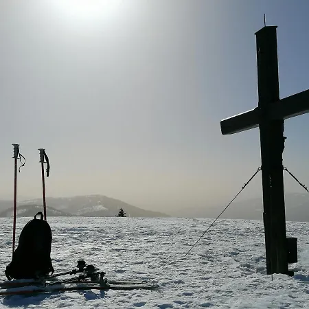 Alte Schule לינה וארוחת בוקר