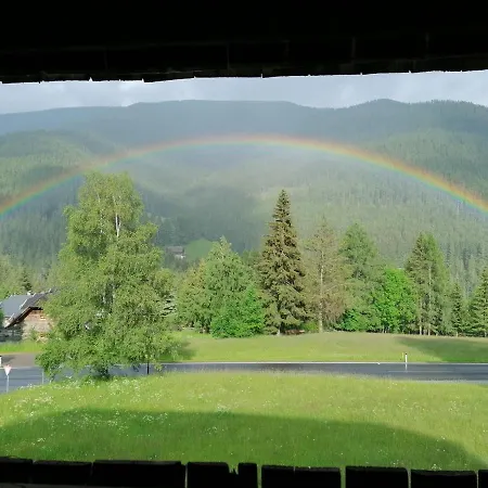 לינה וארוחת בוקר Alte Schule