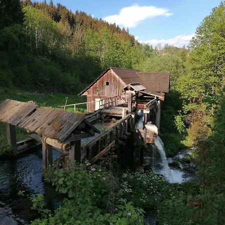 Alte Schule * Bad Kleinkirchheim